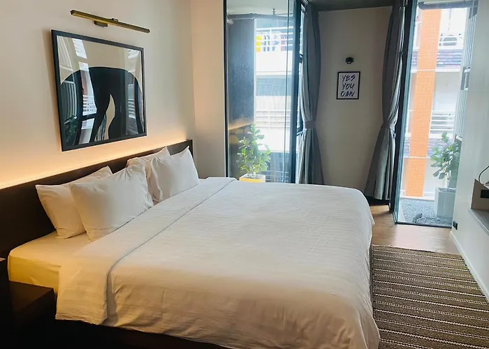 T2 Sathorn 4*