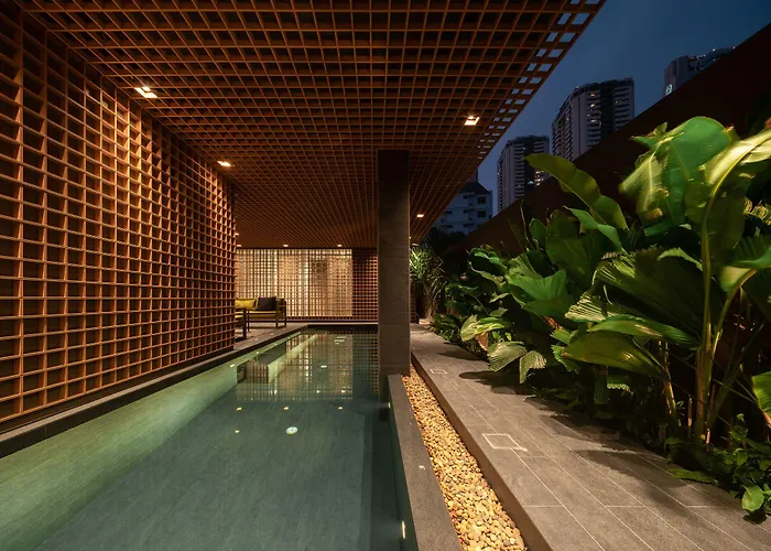 T2 Sathorn 4*