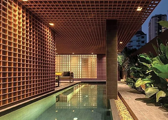 T2 Sathorn 4*