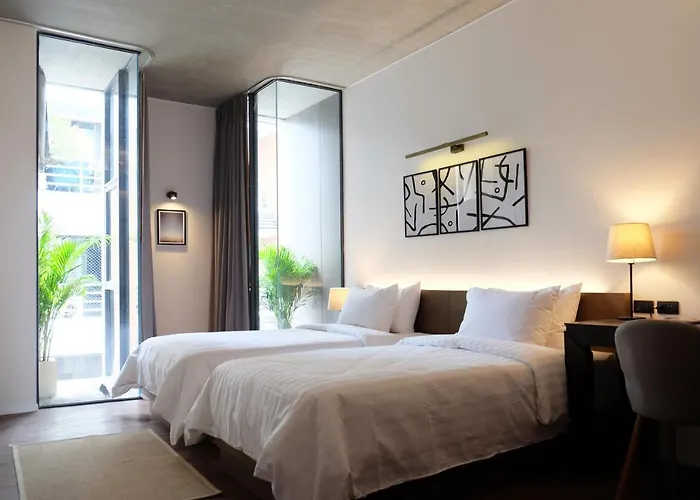 T2 Sathorn 4*